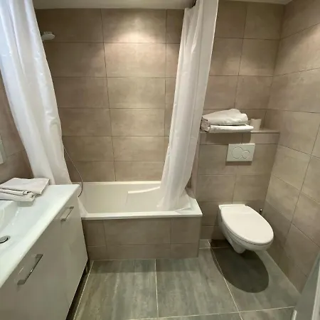 Апартаменты Situe Devant La *